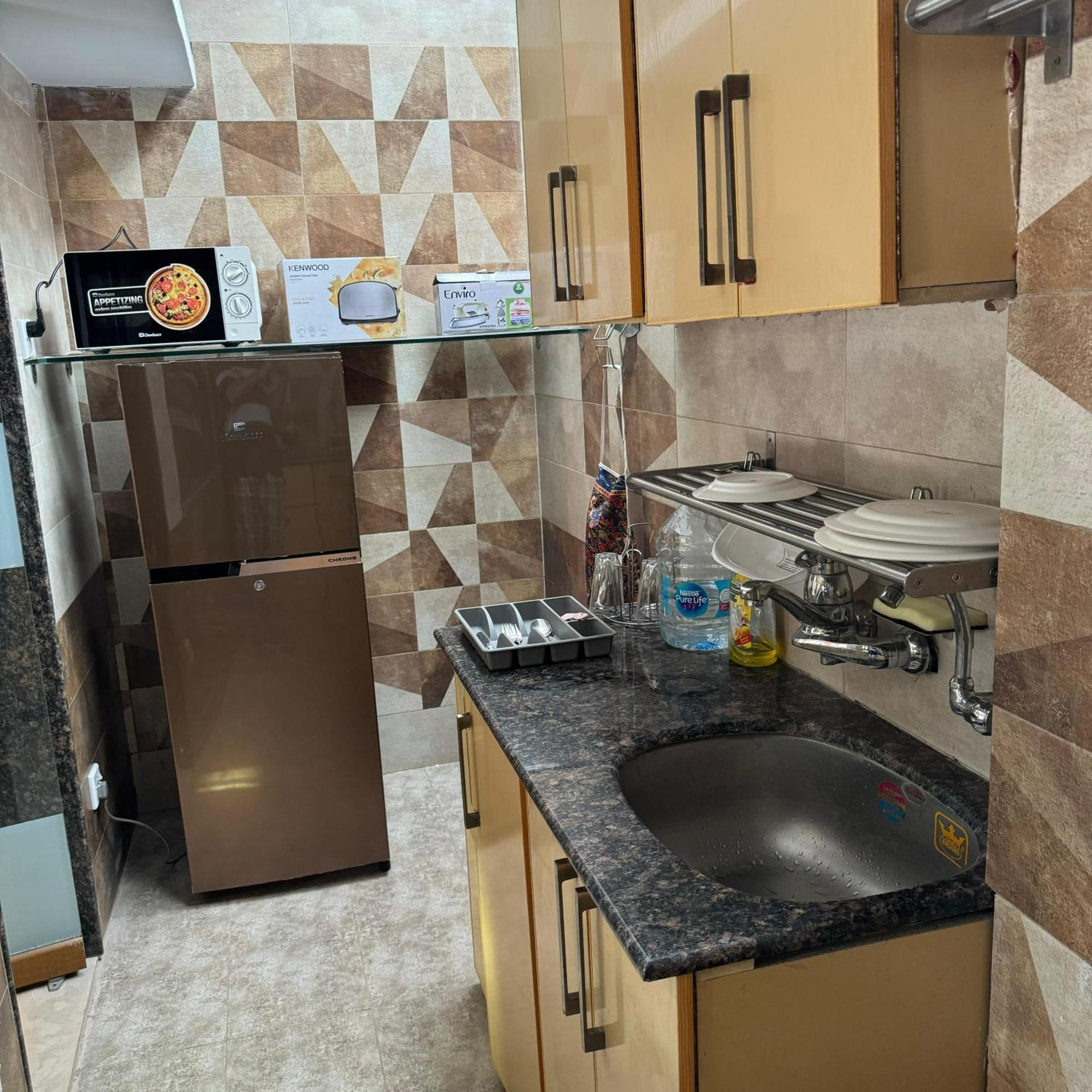 Greenlux Residency Равалпинди Экстерьер фото