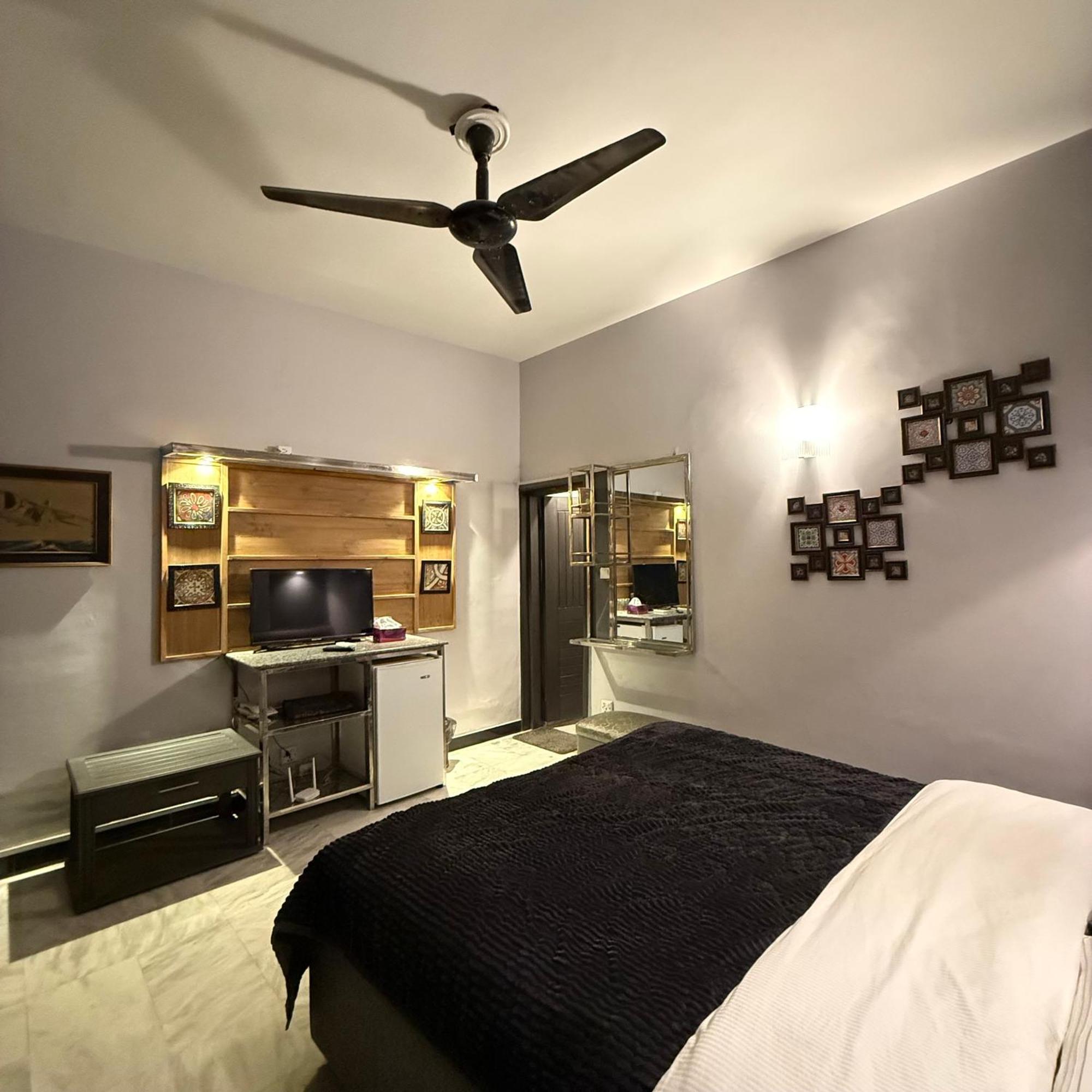 Greenlux Residency Равалпинди Экстерьер фото
